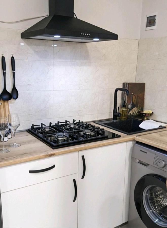 Old Town-Booking Apartment تبليسي المظهر الخارجي الصورة